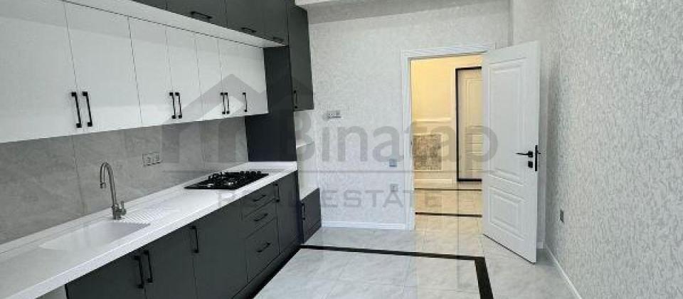 20 Yanvar və İnşaatçılar m/s yaxın məsafədə qanuni 2 otaqlı mənzil satılır/77 kv.m. - 9