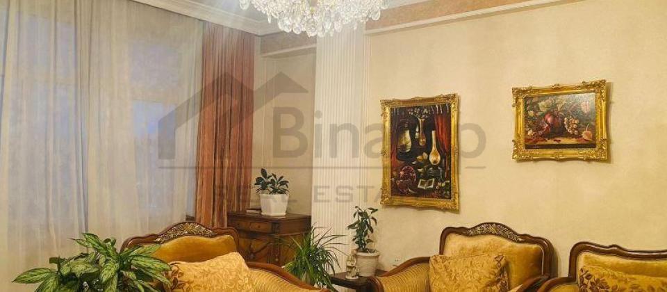 8 Noyabr m/s yanında 3 otaqlı mənzil satılır/115 kv.m. - 3