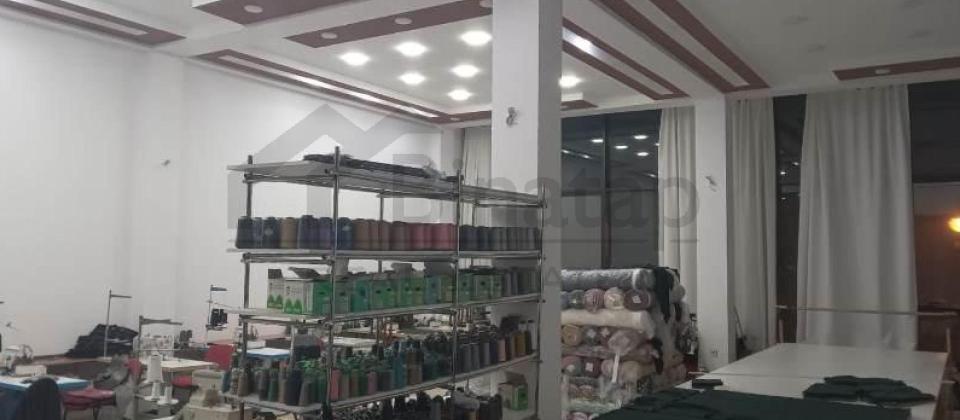 Obyekt satılır..! Əhmədli, Gəncə prospekti, Xəzər Univermağının yanı/250 kv.m. - 12