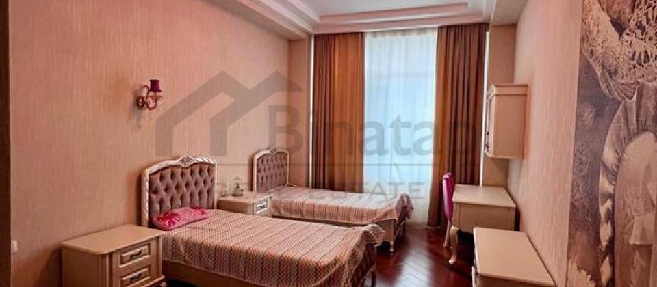 Zərifə Əliyeva adına Milli Oftalmologiya Mərkəzinin yanında 5 otaqlı mənzil satılır/260 kv.m. - 5