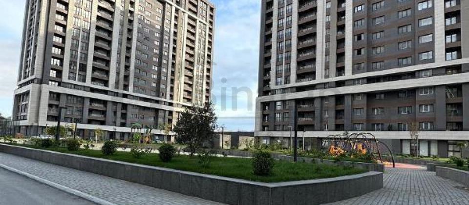 Baku City Residence Khatai"də 3 otaqlı təmirsiz mənzil satılır/127 kv.m. - 2