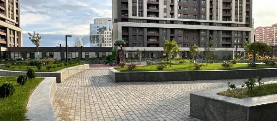 Baku City Residence Khatai"də 3 otaqlı təmirsiz mənzil satılır/127 kv.m. - 3