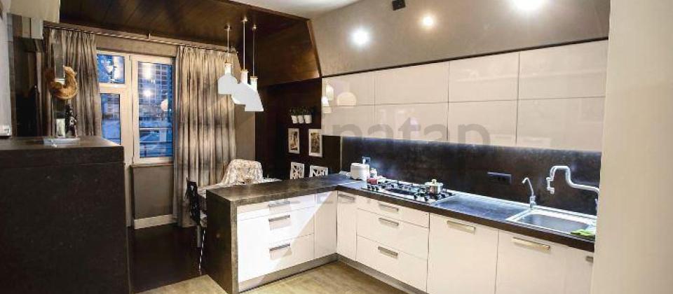 Port Bakuya yaxın, Çin Səfirliyinin yanında 4 otaqlı mənzil satılır/190 kv.m. - 10