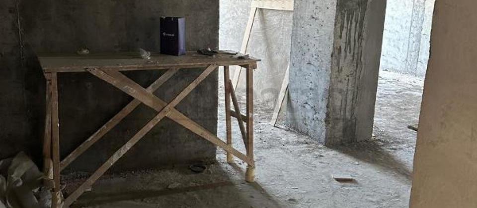 Heydər Əliyev Mərkəzinin yanında 4 otaqlı mənzil satılır/207 kv.m. - 12