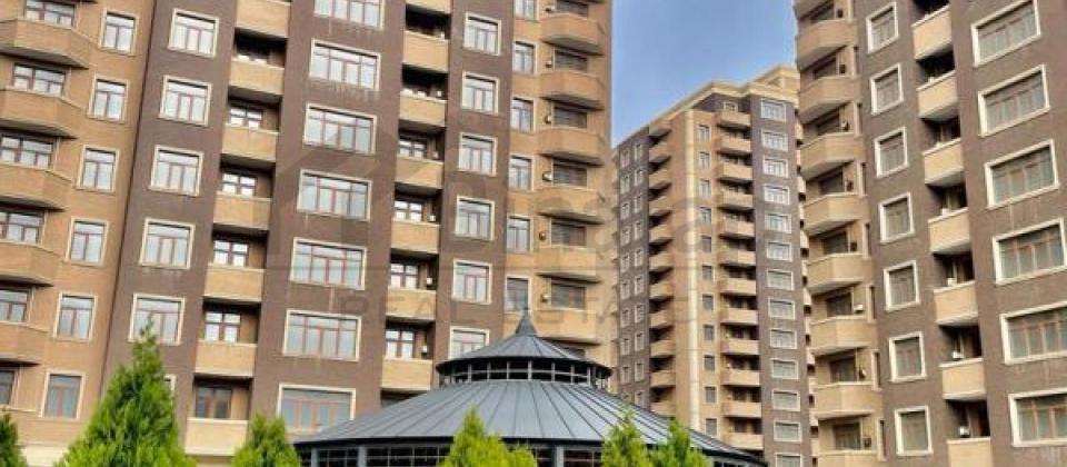 Səməd Vurğun bağı, Galaxy Park'da 2 otaqlı mənzil satılır/107.6 kv.m. - 2