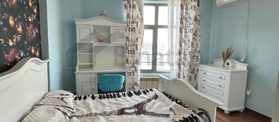 Statistika Komitəsi, Nizami m/s yaxın 4 otaqlı mənzil satılır/214 kv.m. - 8