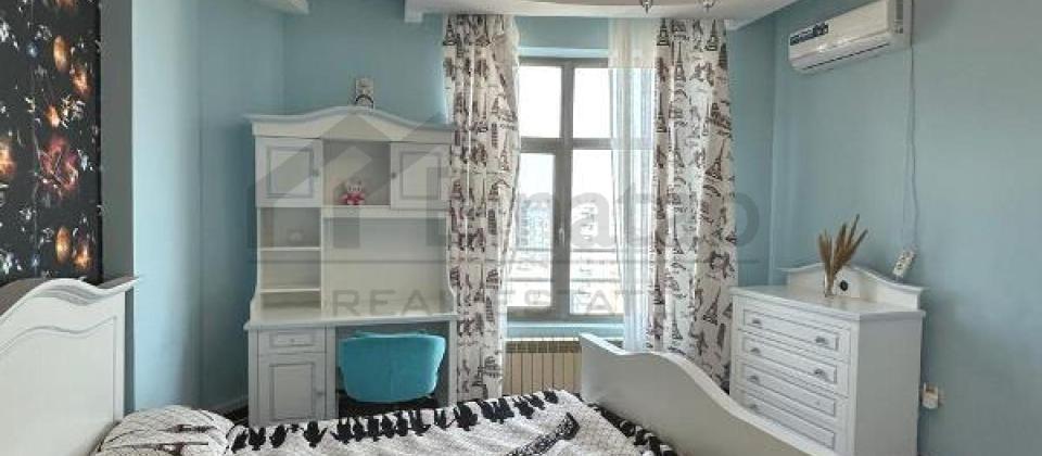 Statistika Komitəsi, Nizami m/s yaxın 4 otaqlı mənzil satılır/214 kv.m. - 9