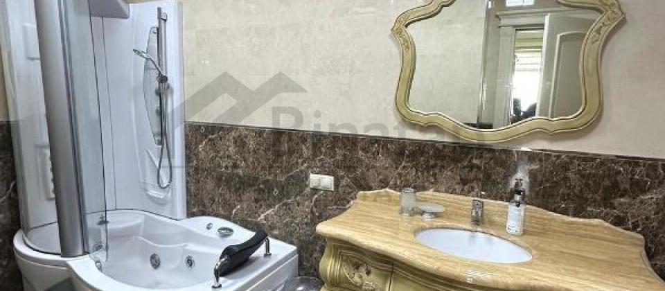 Statistika Komitəsi, Nizami m/s yaxın 4 otaqlı mənzil satılır/214 kv.m. - 15