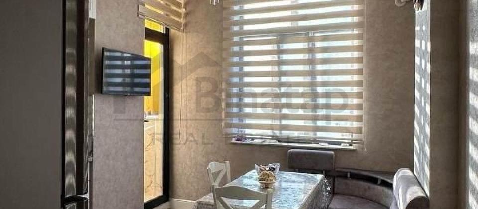 Qələbə dairəsi, Baku Mallun yanında 3 otaqlı mənzil satılır/103 kv.m. - 6