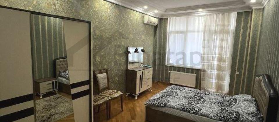 Musabəyov parkı, Elmlər Akademiyası m/s yaxın 4 otaqlı mənzil satılır/154 kv.m. - 4