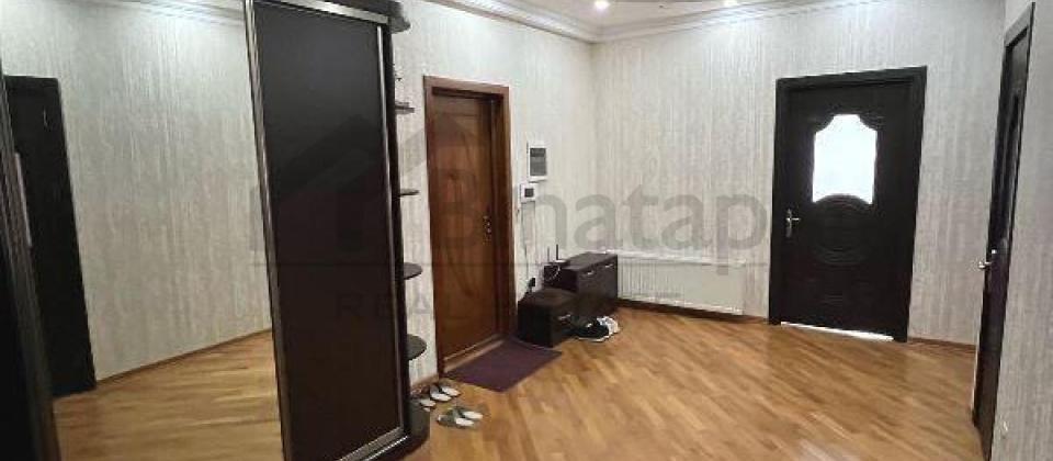 Musabəyov parkı, Elmlər Akademiyası m/s yaxın 4 otaqlı mənzil satılır/154 kv.m. - 12