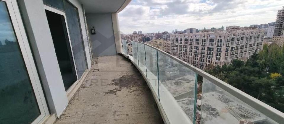 İzmir parkının yanı, Dream Tower də 2 otaqlı mənzil satılır/119 kv.m. - 2