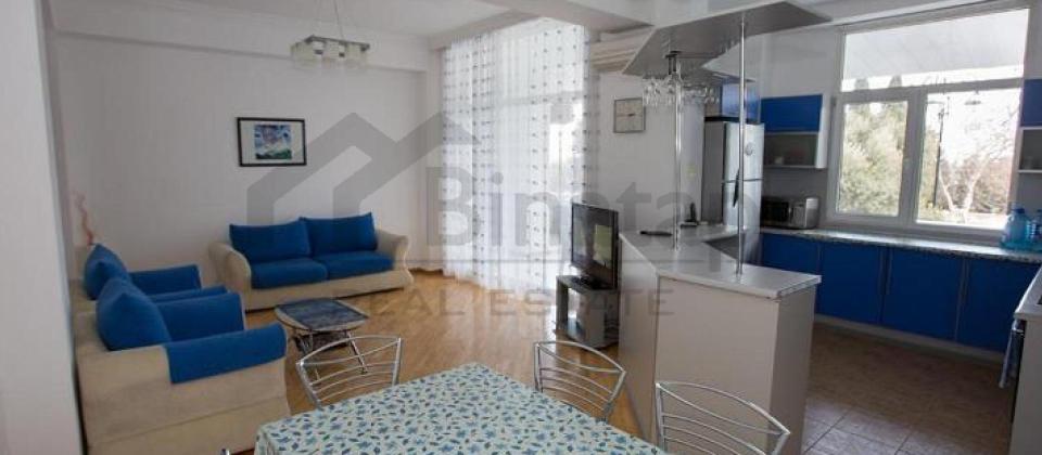 Bulvarla üzbə üz, Qız Qalasının yanında 3 otaqlı mənzil satılır/125 kv.m. - 2