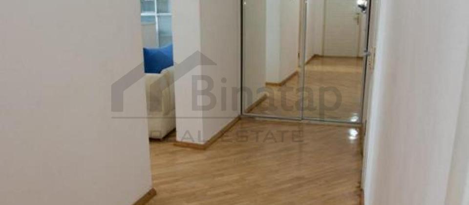 Bulvarla üzbə üz, Qız Qalasının yanında 3 otaqlı mənzil satılır/125 kv.m. - 13