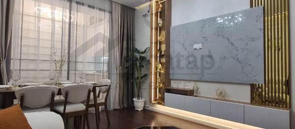 Tibb Universitetinin yanında 3 otaqlı mənzil satılır/86 kv.m. - 2