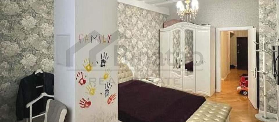 8ci mkrn, Qoşa yanacaq doldurma məntəqəsinin yanında 3 otaqlı mənzil satılır/110 kv.m. - 4