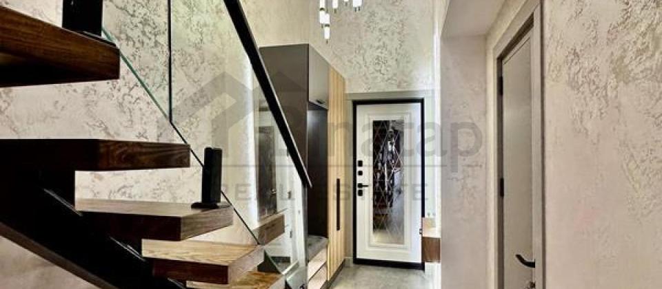 Şərq bazarının yanında Dupleks Penthouse mənzil satılır/75 kv.m. - 2