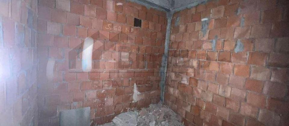 Bakı Sağlamlıq Mərkəzinin yanı, Tibb Universitetinə yaxın 2 otaqlı mənzil satılır/113 kv.m. - 10