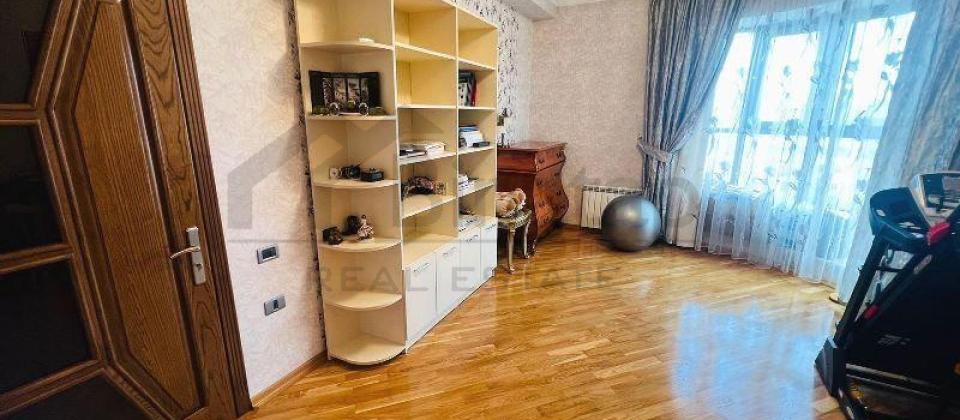 Statistika Komitəsi, Nizami m/s yaxın 4 otaqlı mənzil satılır/205 kv.m. - 6