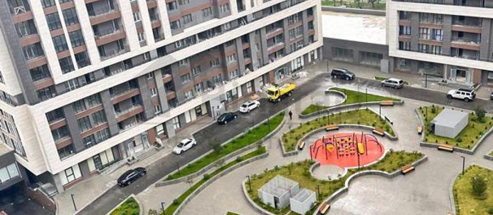 Baku City Residence Khatai'də 3 otaqlı təmirsiz mənzil satılır/127.4 kv.m. - 2