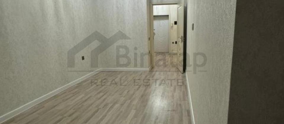 4cü mkrn, Memar Əcəmi m/s yaxın 2 otaqlı mənzil satılır/65 kv.m. - 4