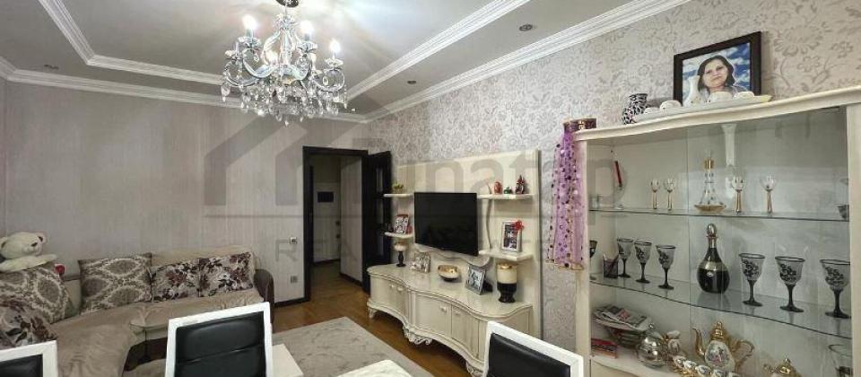 9cu mkrn, Zərifə Əliyeva parkının yanında 3 otaqlı mənzil satılır/92 kv.m. - 3