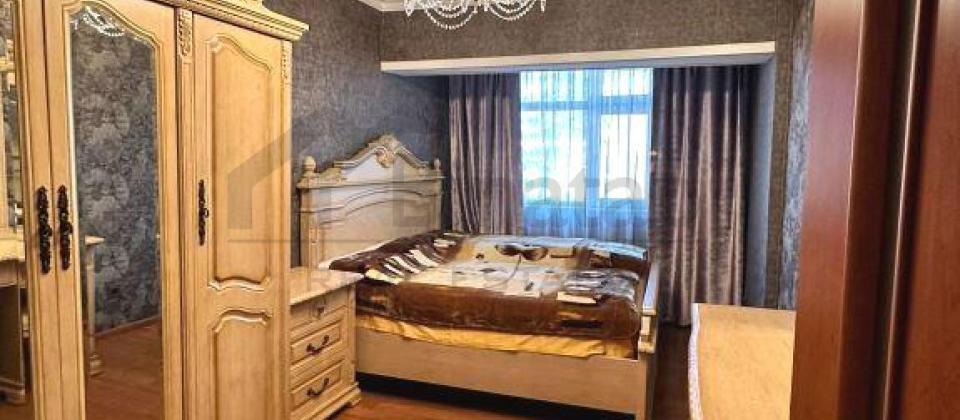 Nəriman Nərimanov heykəlinin yanında 3 otaqlı mənzil satılır/90 kv.m. - 6