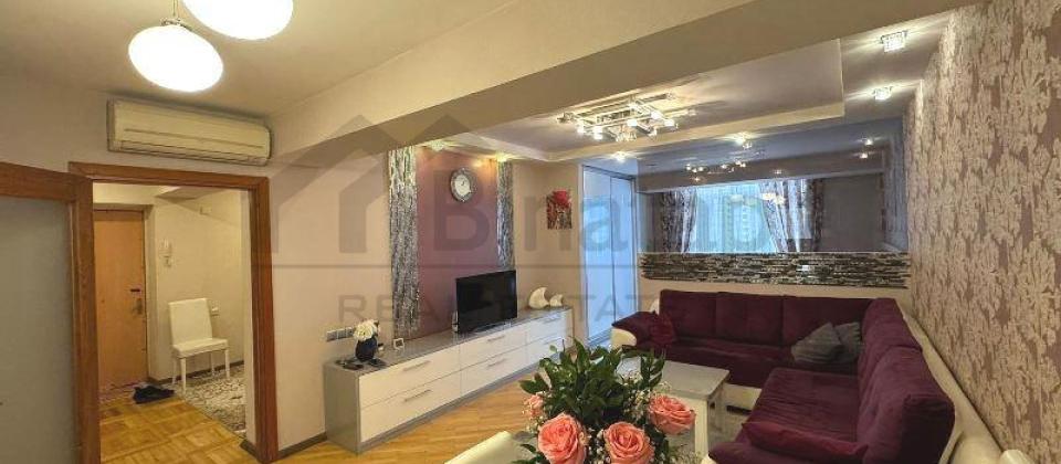 Mərkəz..! Nizami m/s və Qış parkına yaxın 3 otaqlı mənzil satılır/90 kv.m. - 2