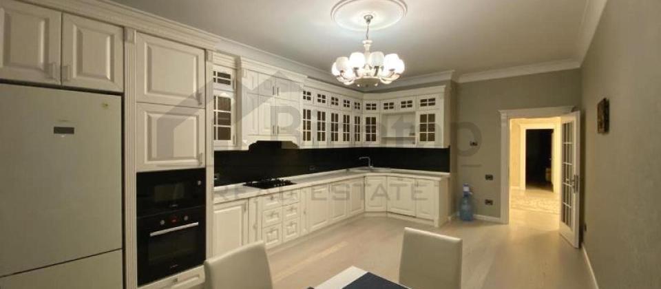 Tibb Universitetinin yanında 3 otaqlı mənzil satılır/160 kv.m. - 12