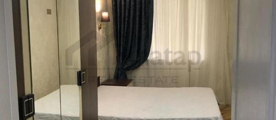 Elmlər Akademiyası m/s, Musabəyov parkının yanında 2 otaqlı mənzil satılır/52 kv.m. - 12