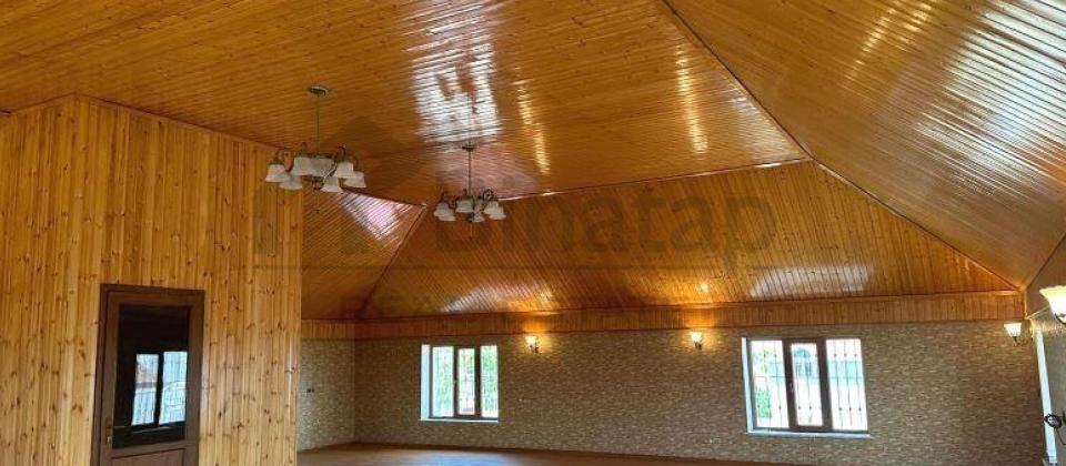 Nəsimi m/s, 9cu mkrn, Heydər Əliyev Məscidinin yanında Villa satılır/430 kv.m. - 12