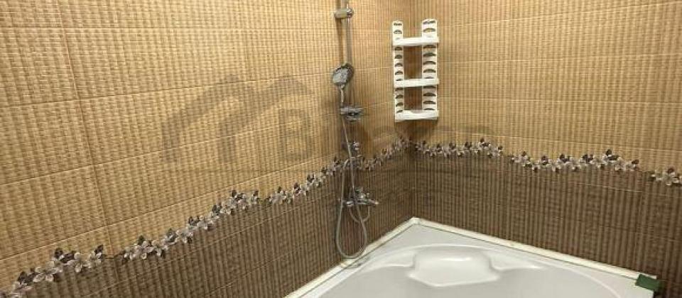 Nəsimi m/s, 9cu mkrn, Heydər Əliyev Məscidinin yanında Villa satılır/430 kv.m. - 14