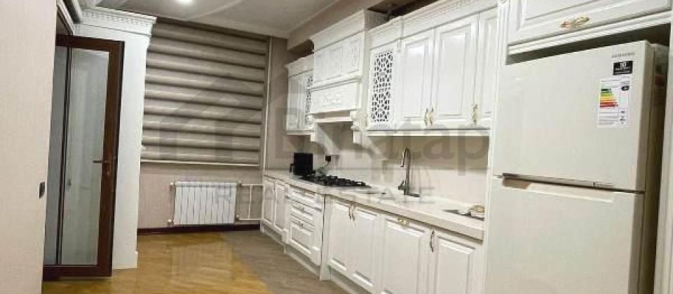 Həsən Əliyev küçəsi (İnqlab), Qafqaz otelin yanında 3 otaqlı mənzil satılır/166 kv.m. - 6