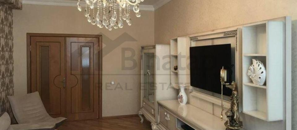 Qələbə dairəsi, Baku Mall və Yasamal Polisinin yanında 3 otaqlı mənzil satılır/120 kv.m. - 3