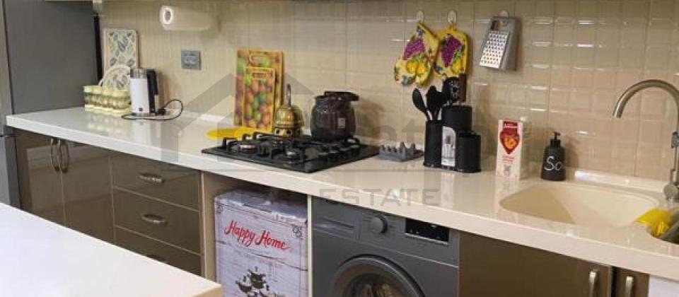 Yaşıl Ada uşaq bağçasının yanı, 8 Noyabr m/s yaxın 3 otaqlı mənzil satılır/100 kv.m. - 6