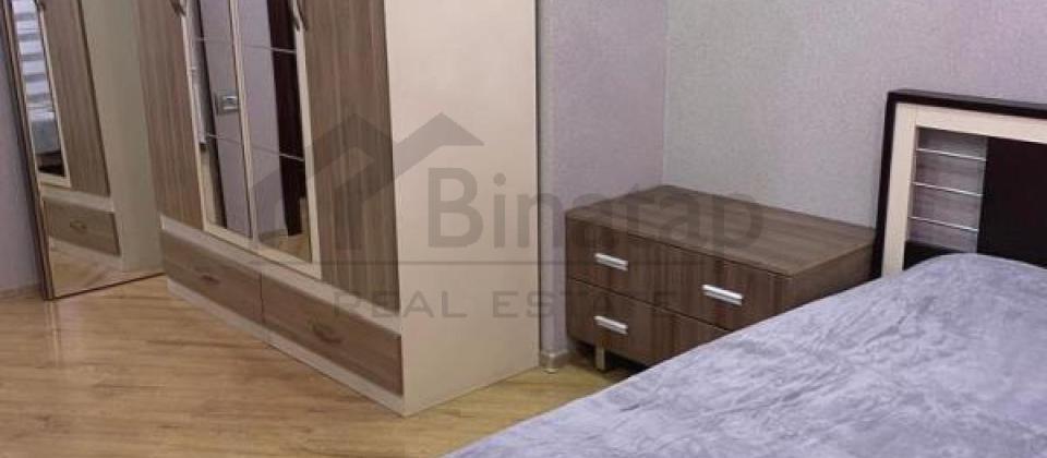 Yaşıl Ada uşaq bağçasının yanı, 8 Noyabr m/s yaxın 3 otaqlı mənzil satılır/100 kv.m. - 9