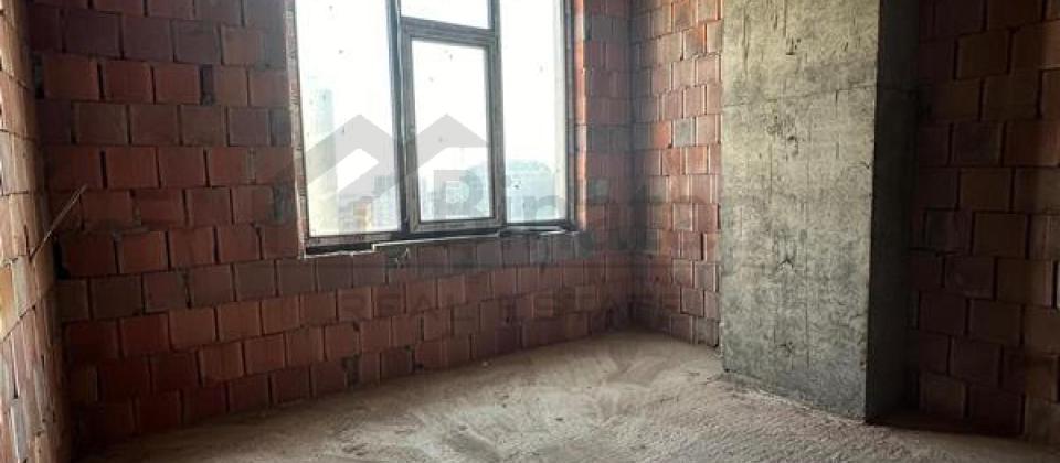 Azadlıq prospekti, 28 May m/s yanında 3 otaqlı mənzil satılır/100 kv.m. - 9