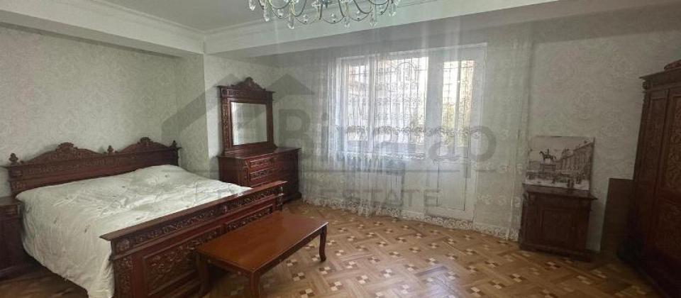 Nəriman Nərimanov heykəlinin yanında 4 otaqlı mənzil satılır/140 kv.m. - 4