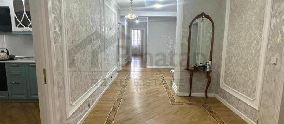 Nəriman Nərimanov heykəlinin yanında 4 otaqlı mənzil satılır/140 kv.m. - 7