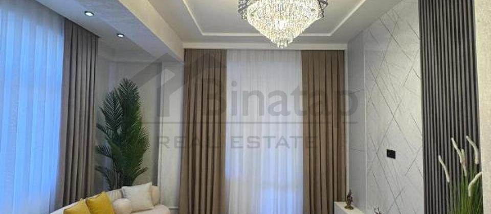 Şərq və Yaşıl bazarlarına yaxın 3 otaqlı mənzil satılır/81 kv.m. - 2