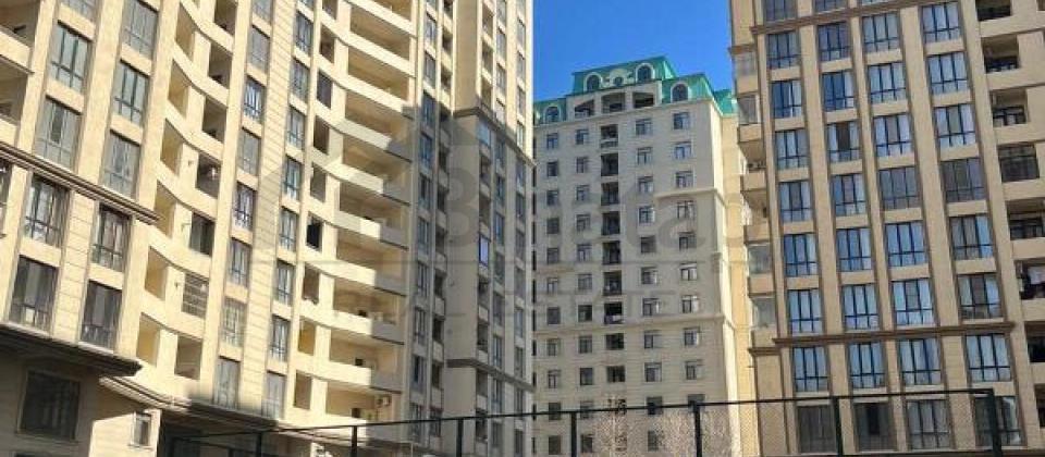 Şərq bazarının yanında 4 otaqlı təmirsiz mənzil satılır/152 kv.m. - 3