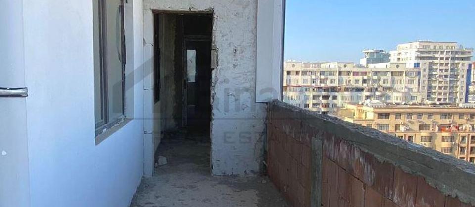 Xarici Dillər Universitetinin yanında 4 otaqlı mənzil satılır/200 kv.m. - 13