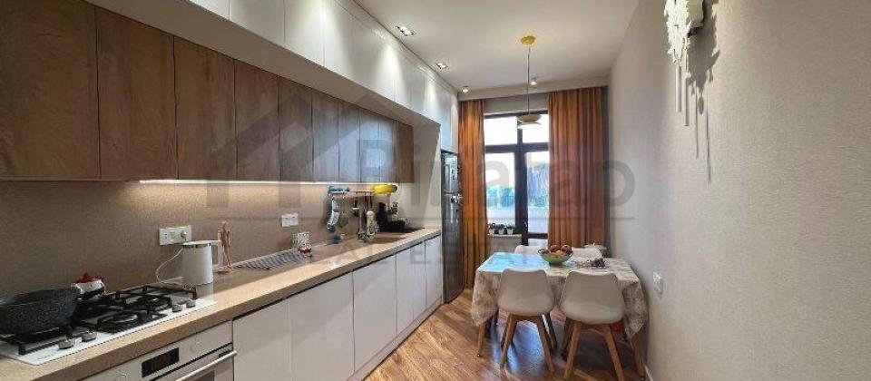 Moskva prospekti, MAIN Yaşayış Kompleksində 3 otaqlı mənzil satılır/130 kv.m. - 8