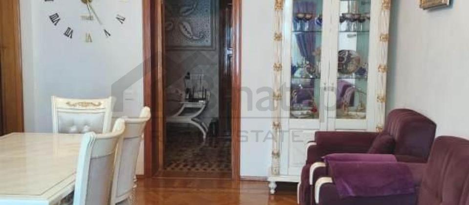 Heydər Əliyev pr., N.Nərimanov m/s yaxın məsafədə 3 otaqlı mənzil satılır/100 kv.m. - 4