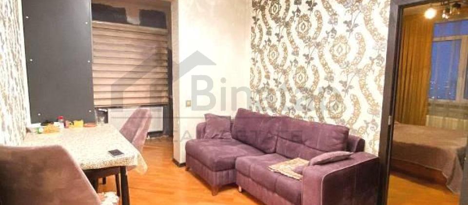 9cu mkrn, Zərifə Əliyeva parkının yanında 3 otaqlı mənzil satılır/60 kv.m. - 2