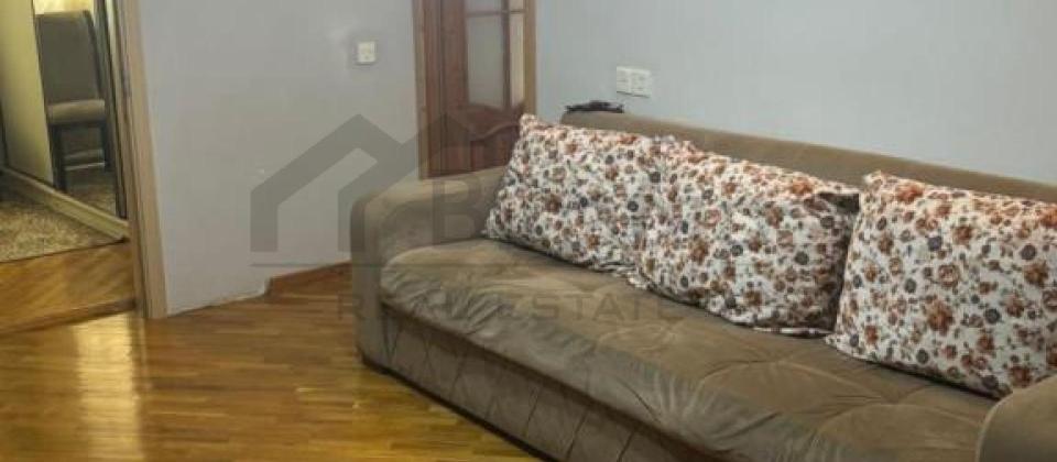 Musabəyov parkı, Elmlər Akademiyası m/s yaxın 3 otaqlı mənzil satılır/65 kv.m. - 2