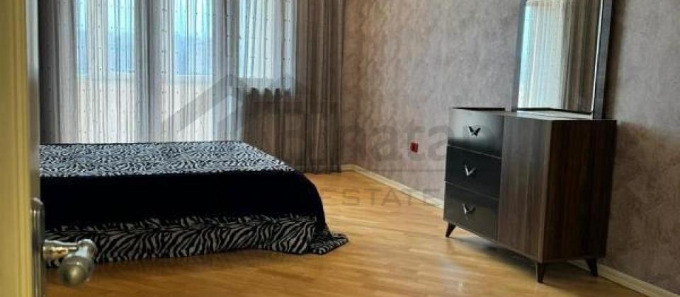 Zabitlər parkı və Göy Məscidinin yanında 2 otaqlı mənzil satılır/100 kv.m. - 4