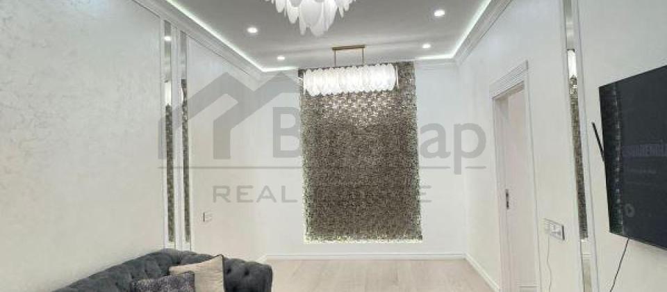 Zabitlər parkı və Rusiya Səfirliyinə yaxın 2 otaqlı mənzil satılır/80 kv.m. - 5