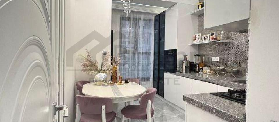 Zabitlər parkı və Rusiya Səfirliyinə yaxın 2 otaqlı mənzil satılır/80 kv.m. - 10