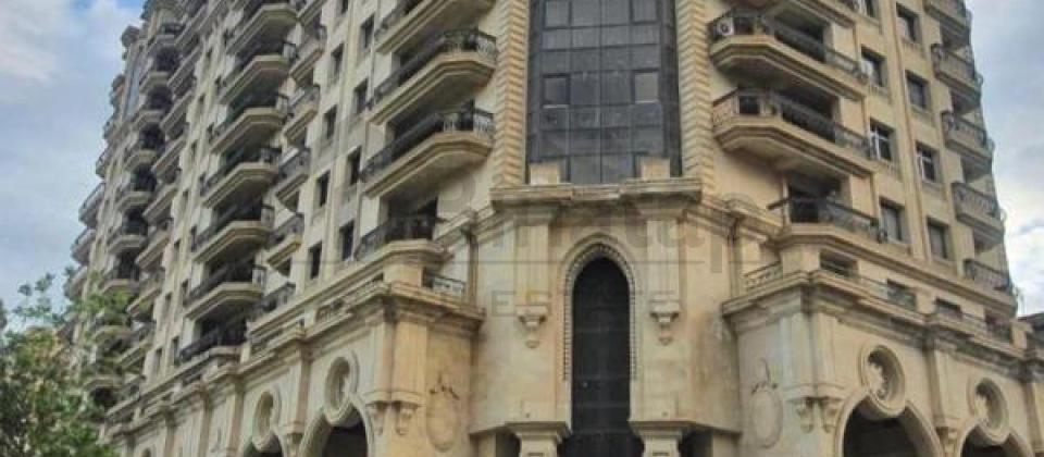 Qış Parkı və Heydər Əliyev Sarayının yanında 3 otaqlı mənzil satılır/110 kv.m. - 2